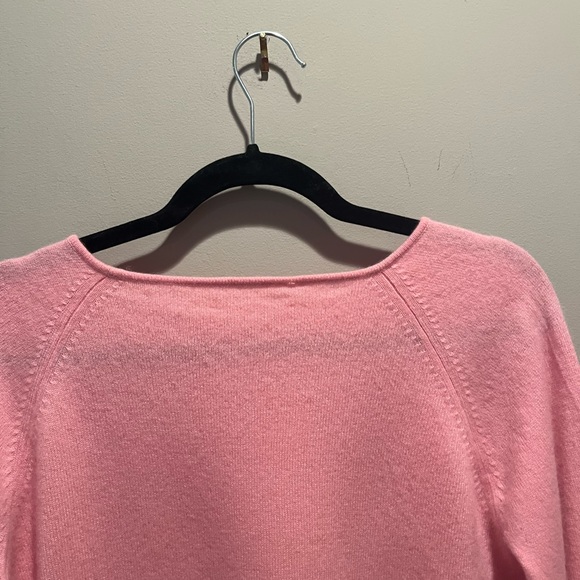 100% Pink Crew Cashmere Sweater - Picture 4 of 7